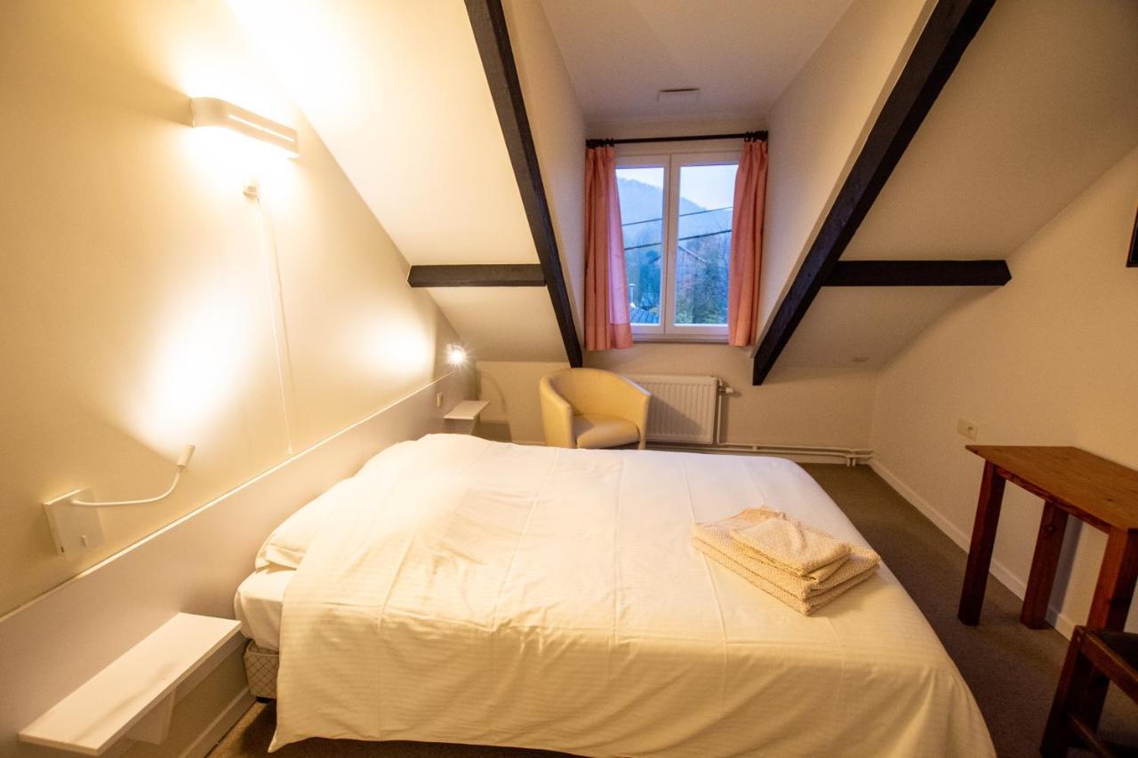 Auberge Le Vieux Moulin Poupehan Zewnętrze zdjęcie